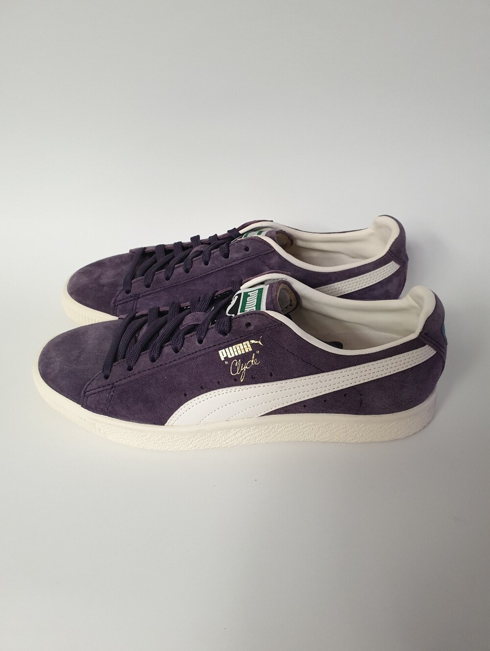 Puma Sneakers